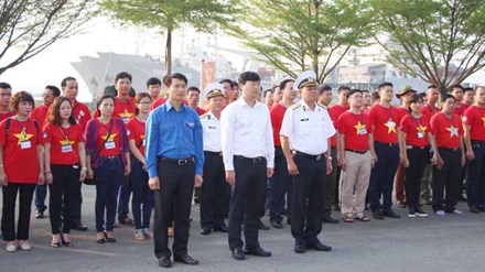   Lễ xuất quân hành trình "Tuổi trẻ vì biển đảo quê hương năm 2017" 